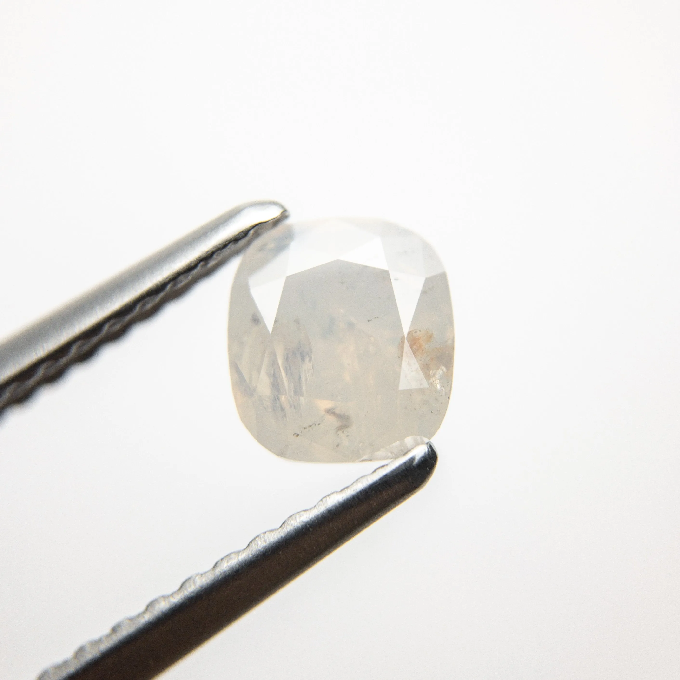 0.89ct 5.62x5.13x3.66mm Cushion Brilliant 18361-07