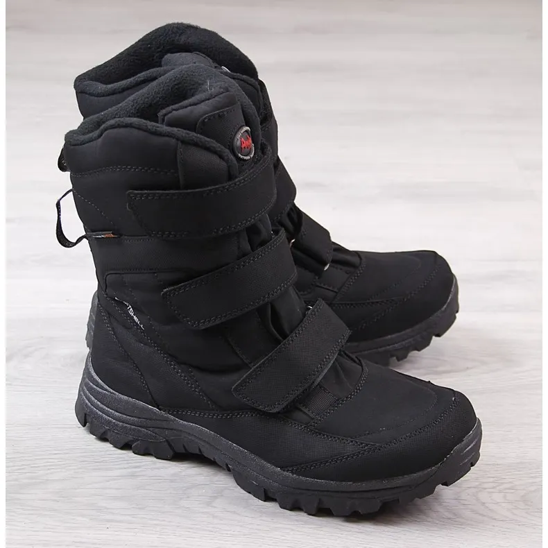 American Club black waterproof trekking snow boots