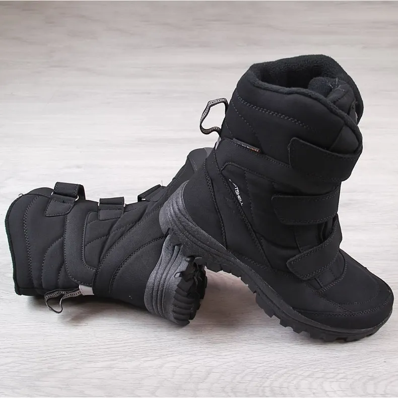 American Club black waterproof trekking snow boots