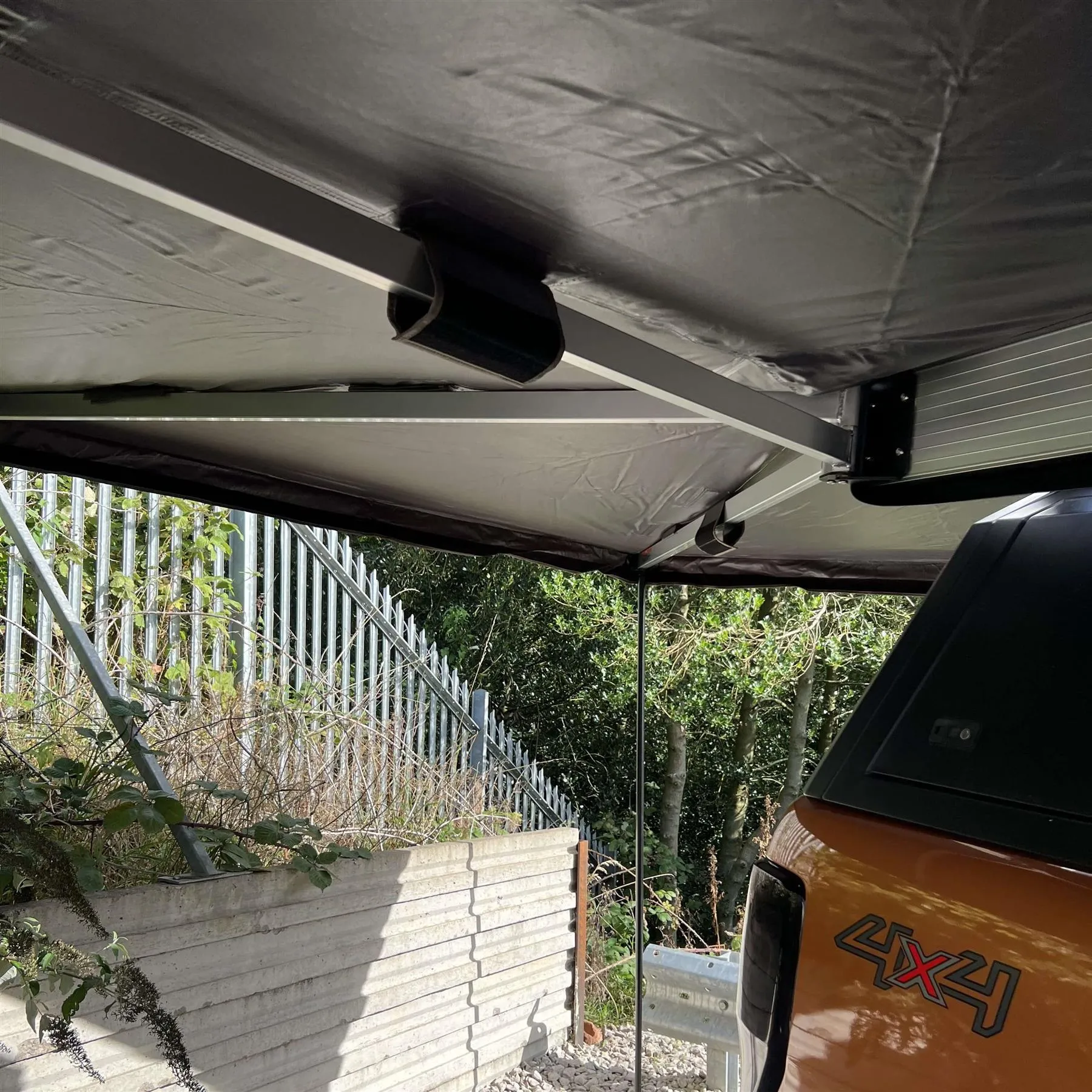 Hawkwing Style 270-Degree RHS Foldout Vehicle Camping Side Awning