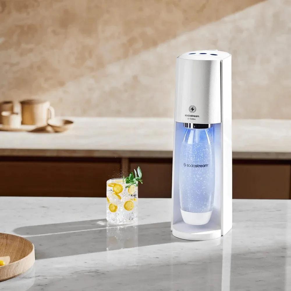 Sodastream E-Terra Starter Pack Soft Fizzy Drink Sparkling Electric Maker Soda Stream White