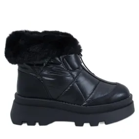 Tavaris Black snow boots with fur