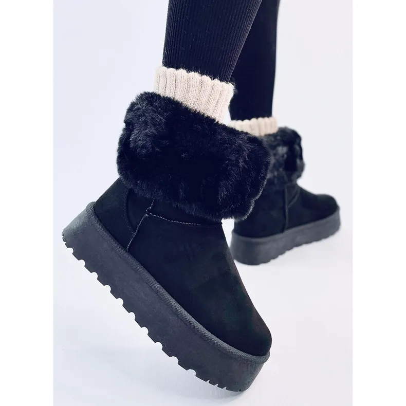 Tayna Black platform snow boots with fur